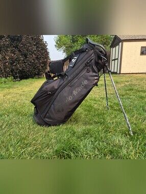 NWT TaylorMade TM23 Pro Stand Golf Bag